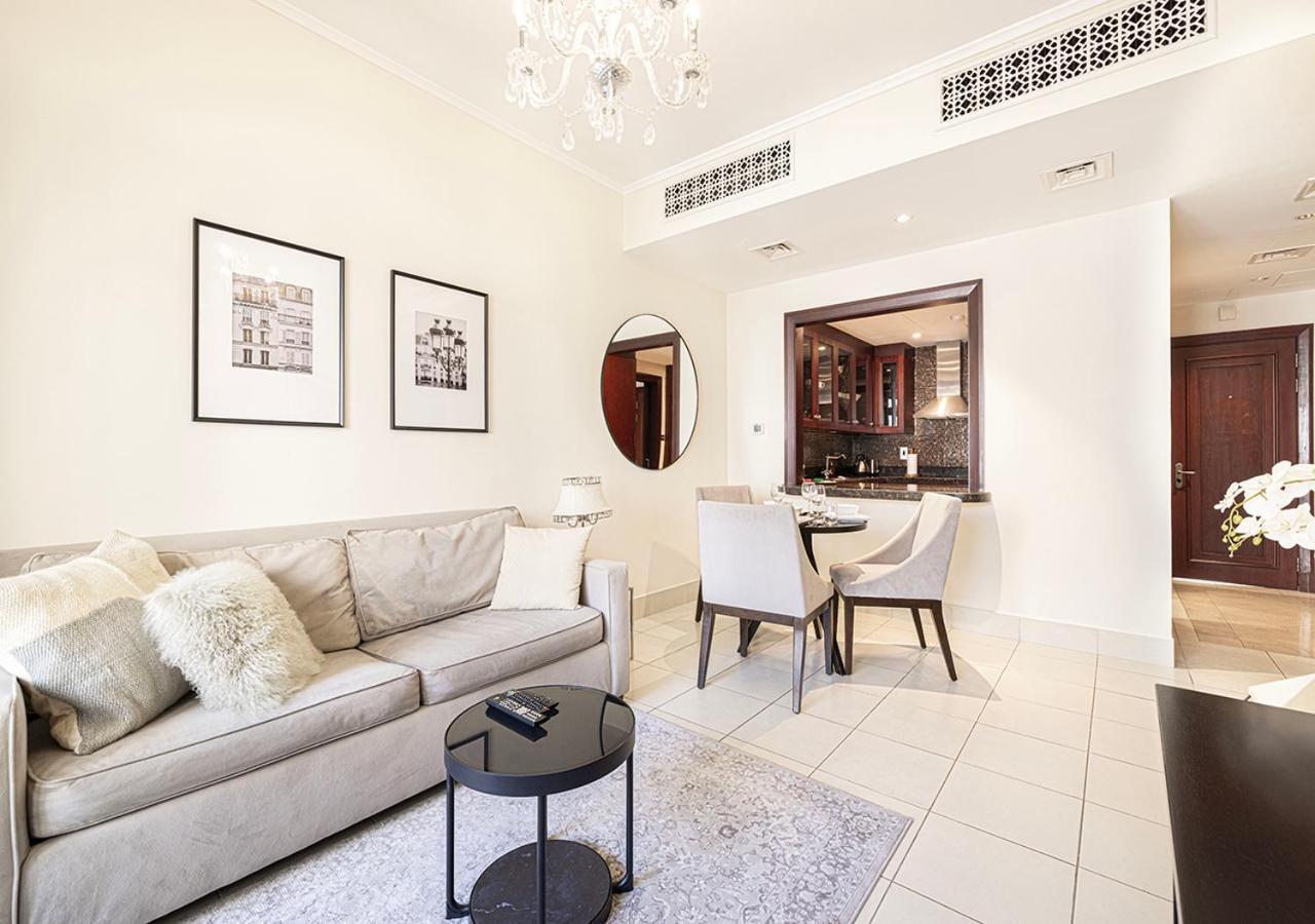 Luxury 1-bedroom Apartment, 5 Min To Mall Apartment Dubai