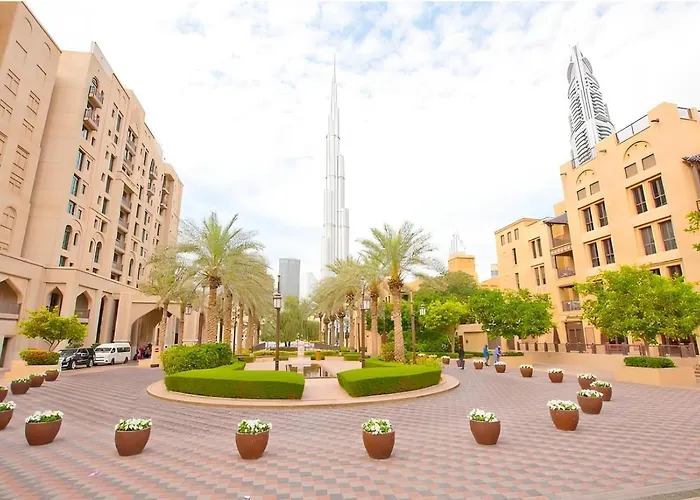 Luxury 1-Bedroom Apartment, 5 Min To Dubai Mall