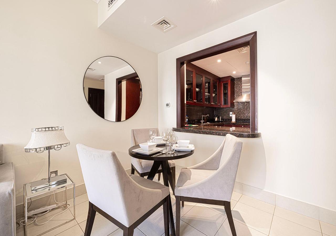 Apartment Luxury 1-bedroom Apartment, 5 Min To Mall Dubai