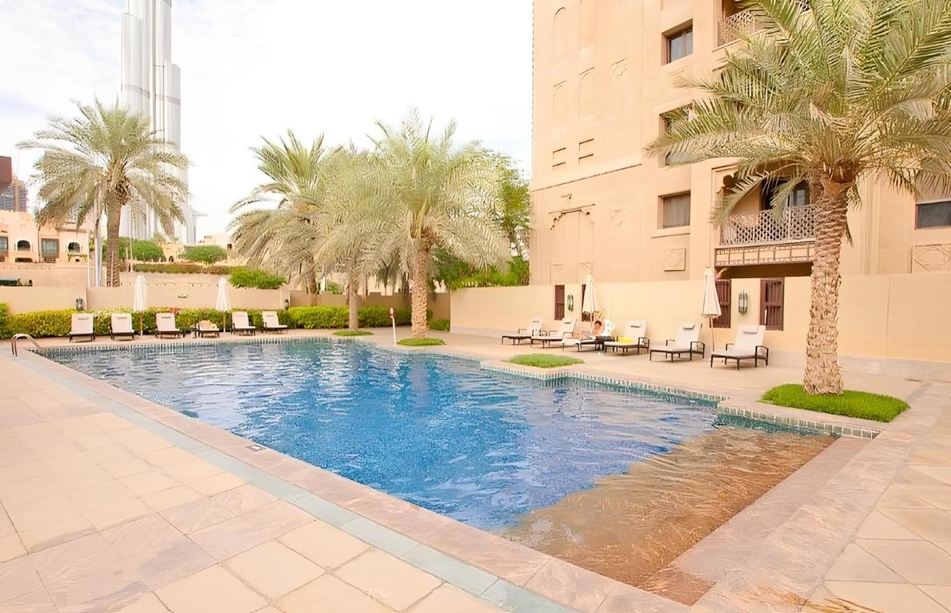 Luxury 1-bedroom Apartment, 5 Min To Mall Apartment