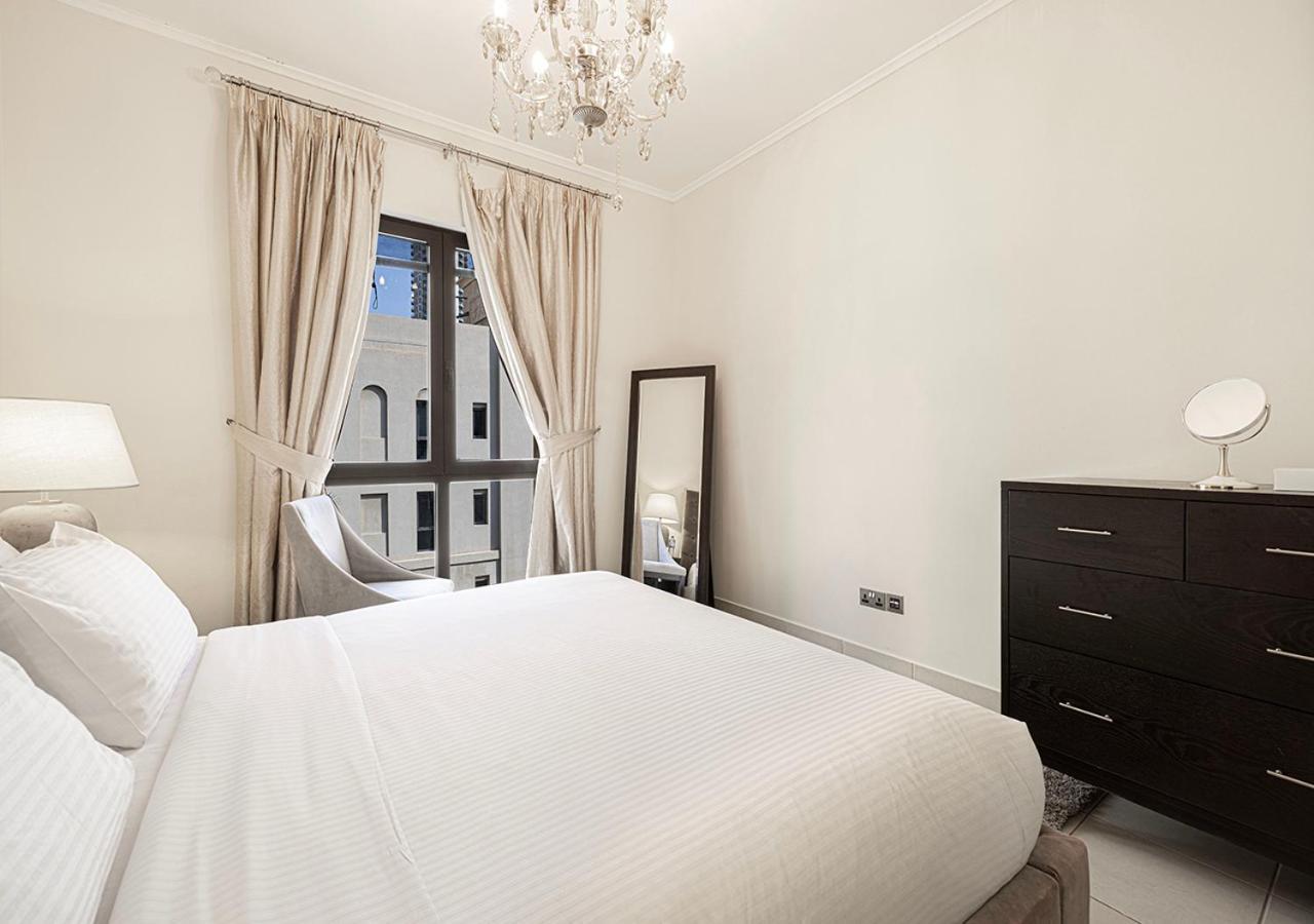 Luxury 1-bedroom Apartment, 5 Min To Mall *